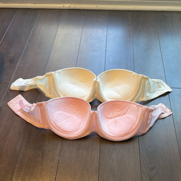2 Strapless Victoria Secret push up bras 34D - Picture 4 of 4